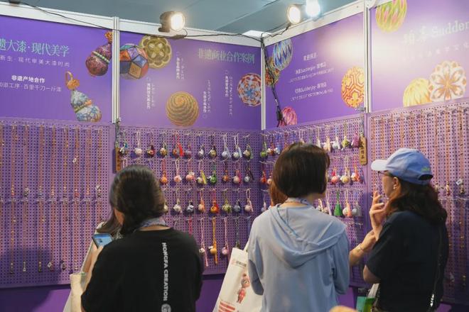 “拼”文化文创产业显露新动向瓦力游戏app从“卷”细分到(图2) “拼”文化文创产业显露新动向瓦力游戏app从“卷”细分到(图2)